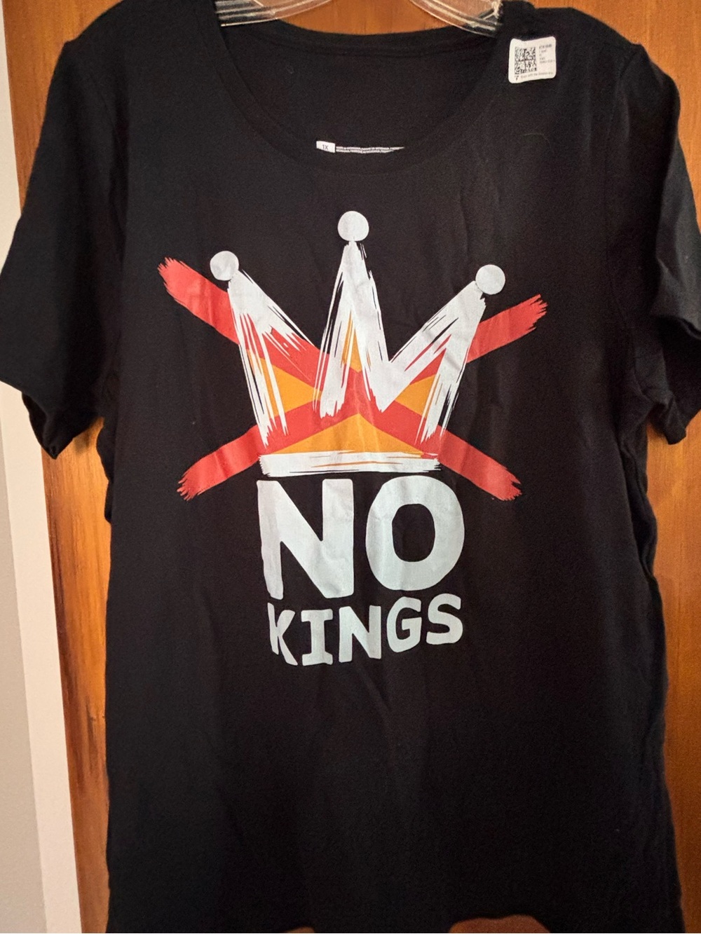 Women’s Black 'No Kings' Graphic Tee